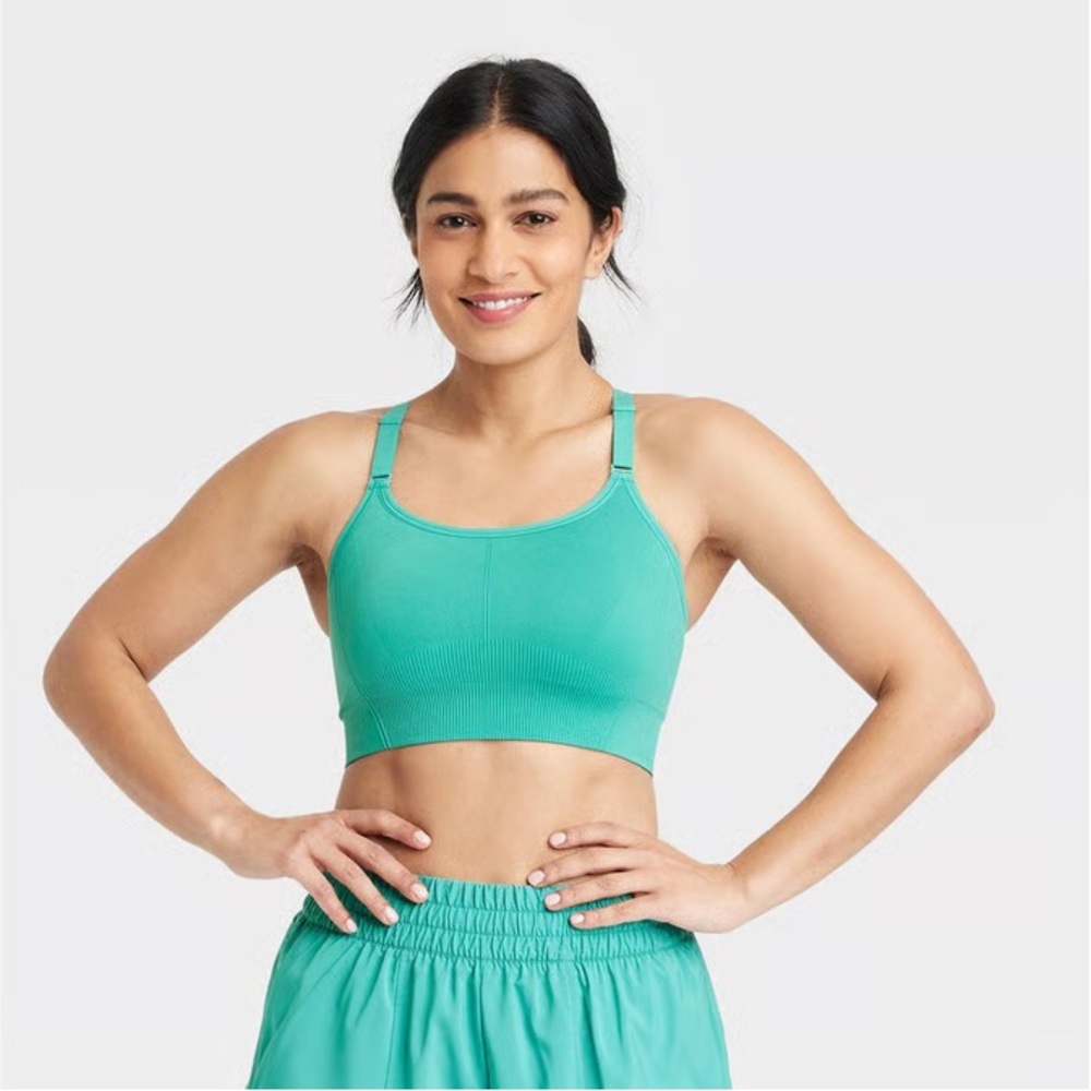 🌙ALL IN MOTION Seamless Medium Support Cami Sports Bra🌙
